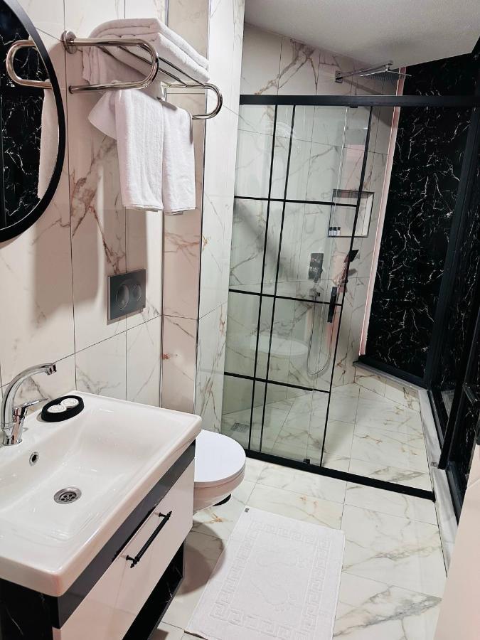 Skymoon Istanbul Airport Hotel Arnavutkoy Rom bilde